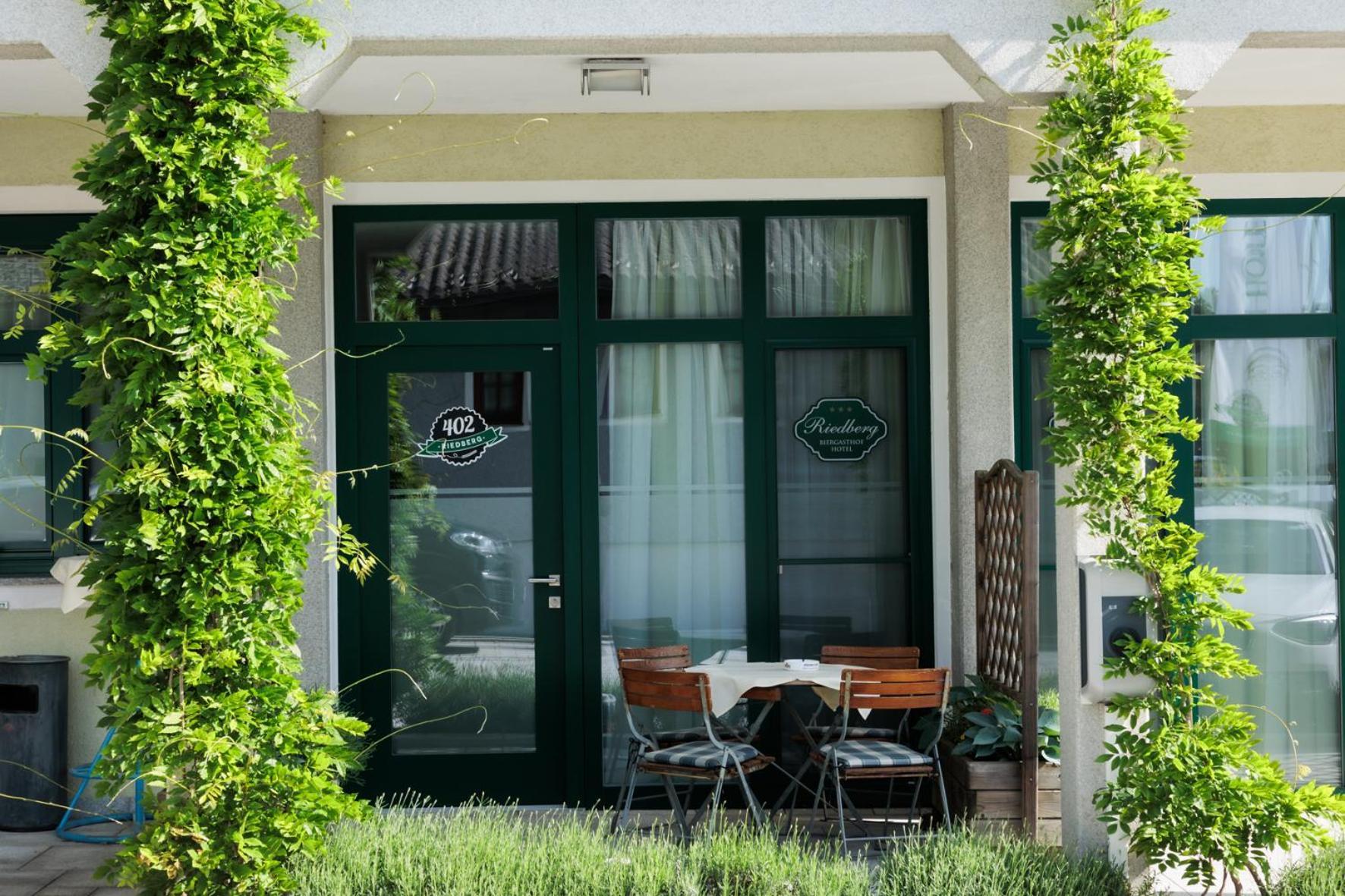 Biergasthof Riedberg Ried im Innkreis Exteriör bild
